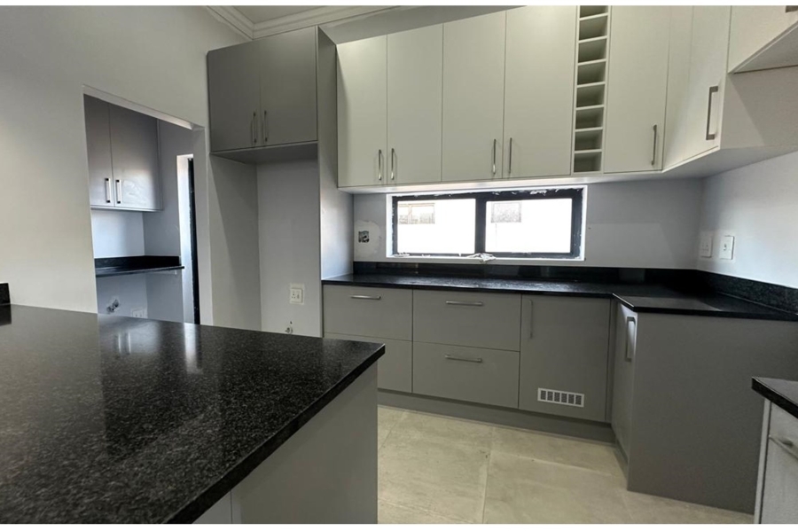 4 Bedroom Property for Sale in Paarl South Western Cape